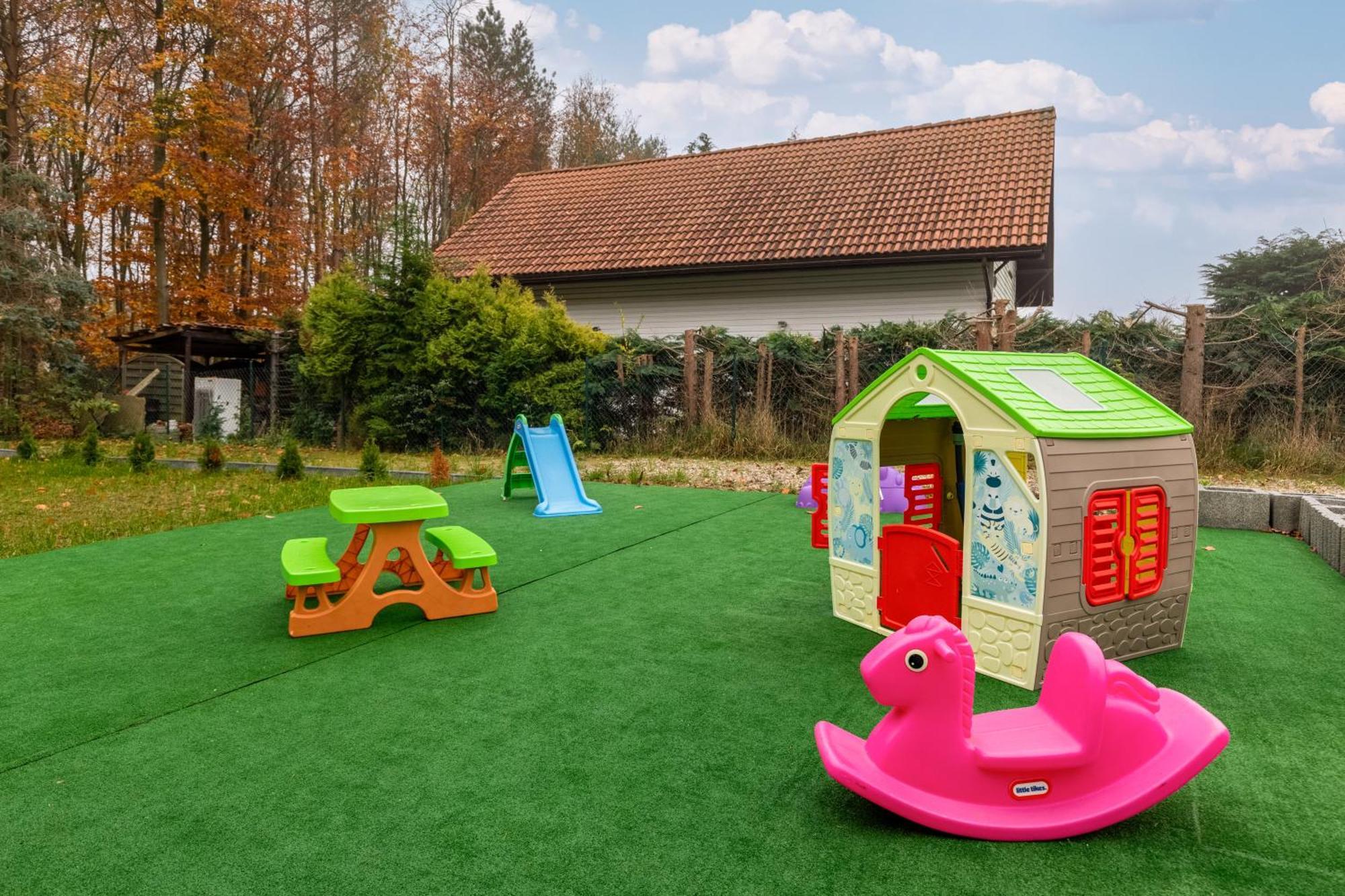Dom Ostoya Wrzosowo - Ogrod, Plac Zabaw & Klimatyzacja By Noclegi Renters Radawka Buitenkant foto